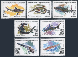 Malagasy 1280-1286,1287,MNH.Michel 1527-1533, Bl.210. Sharks 1993. - Madagaskar (1960-...)