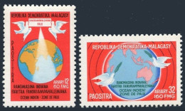 Malagasy 575-576, MNH. Michel 820-821. Indian Ocean-Zone-Peace. Map, Dove, 1976. - Madagascar (1960-...)
