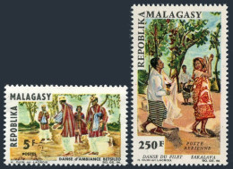 Malagasy 386,C83,MNH.Michel 555-556. Batsileo Dancers;Sakalava.1966. - Madagascar (1960-...)