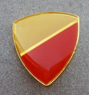 DISTINTIVO Vetrificato A Spilla Brigata Avellino - Esercito Italiano - Italian Army Pinned Badge - Used (286) - Armée De Terre