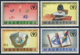 Mauritius 729-732, MNH. Michel 710-713. Literacy Year ILY-1990. - Mauricio (1968-...)