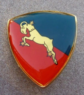 DISTINTIVO Vetrificato A Spilla Brigata Corazzata MAMELI - Esercito Italiano - Italian Army Pinned Badge - Used (286) - Armée De Terre