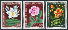 Niger 135-137, MNH. Michel 91-93. Flowers-1965: Red Jasmine, Catharanthus Roseus - Niger (1960-...)