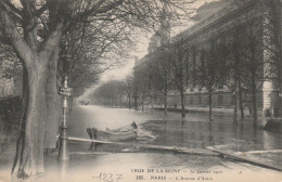 PARIS  DEPART   CRUE DE LA  SEINE 1910   30  JANVIER    L' AVENUE D'ANTIN - Überschwemmung 1910