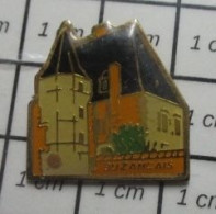 811B Pin's Pins / Beau Et Rare / VILLeS / CHATEAU DE BUZANCAIS INDRE - Cities