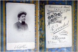 PHOTO CDV Daté 1904  MARGUERITE BLAVEL FEMME CHIC MODE Cabinet GERSCHEL  A REIMS - Ancianas (antes De 1900)