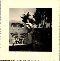 Photographie Photo Vintage Snapshot Amateur Automobile Voiture Auto 4 Chevaux - Automobile