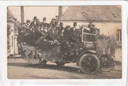 Carte Photo :  13,8 X 8,8  - THILOUZE  -  Passage D'un Char De Musiciens Lors D'une Fête (Photo BOIDRON à TOURS) - Autres & Non Classés