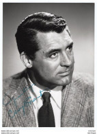 N°56 GRANDE   PHOTO  24 X 17  AUTOGRAPHE    DE CARY GRANT - Other & Unclassified
