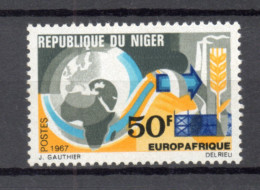 NIGER   N° 205    NEUF SANS CHARNIERE  COTE 1.10€    EUROPAFRIQUE - Niger (1960-...)