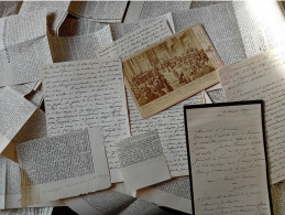 PHOTO APPERT A PARIS PROCES MARECHAL BAZAINE MANUSCRITS DUC D AUMALE ? DIVERSES COUPURES DE JOURNAUX TRIANON 1873 - Documents Historiques