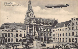 Düsseldorf (NW) Rathaus Und Alter Markt. Zeppelin. Verlag Wallach Und Cie, Düsseldorf - Duesseldorf