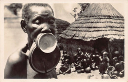 Tchad - Chez Les Négresses à Plateaux - Photographie René Moreau - Ed. R. Bègue 7 - Tsjaad