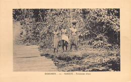 Bénin - NU ETHNIQUE - Porteuses D'eau De Sakété - Ed. E.R. 11 - Benin