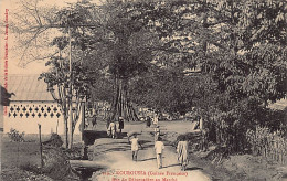 Guinée Conakry - KOUROUSSA - Rue Du Débarcadère Au Marché - VOIR OBLITÉRATION - Ed. A. James 219 - Guinea Francese