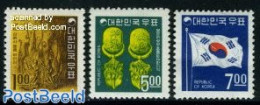 Korea, South 1968 Definitives 3v, Mint NH, History - Flags - Corea Del Sur