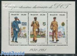Brazil 1981 Post & Telegraph S/s, Mint NH, Various - Post - Uniforms - Ongebruikt