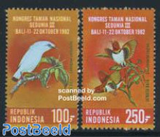 Indonesia 1982 Birds 2v, Mint NH, Nature - Birds - Indonesia