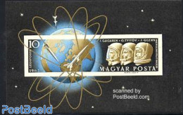 Hungary 1962 Space Flight S/s Imperforated, Mint NH, Transport - Space Exploration - Nuevos
