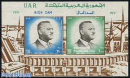Egypt (Republic) 1971 Assuan Dam S/s, Mint NH, History - Nature - Politicians - Water, Dams & Falls - Unused Stamps