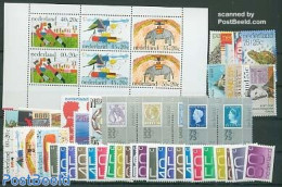 Netherlands 1976 Yearset 1976 (45v+1s/s), Mint NH, Various - Yearsets (by Country) - Unused Stamps