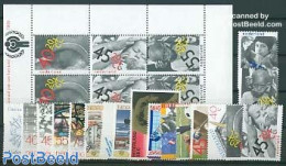 Netherlands 1979 Yearset 1979 (18v+1s/s), Mint NH, Various - Yearsets (by Country) - Nuevos