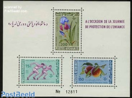 Afghanistan 1962 Children Day S/s, Mint NH, Nature - Sport - Flowers & Plants - Fruit - Sport (other And Mixed) - Frutas