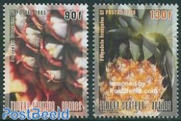 French Polynesia 2005 Ananas 2v, Fragrant Stamps, Mint NH, Nature - Various - Fruit - Scented Stamps - Nuovi