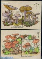 Grenada 1994 Mushrooms 2 S/s, Mint NH, Nature - Mushrooms - Paddestoelen