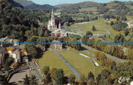 R055233 Lourdes. The Basilica And The Underground St. Pius X Basilica. A. Doucet - Monde