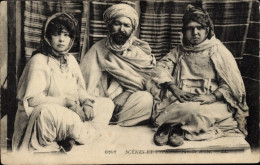 AK-Szenen Und -Typen, Arabische Familie - Kostums