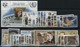 Greece 1985 Yearset 1985 (32v+1s/s), Mint NH, Various - Yearsets (by Country) - Unused Stamps
