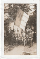 Carte Photo : 13,5 X 8,5  -  HONNEUR AUX CONSCRITS. CLASSE 1929. COMMUNE DE NEUIL - Autres & Non Classés