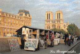 75-PARIS NOTRE DAME ET LES BOUQUINISTES-N°T2653-C/0101 - Notre Dame De Paris