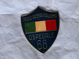 Croce Crossa Italiana - Corpo Militare CRI - Rarissimo Scudetto Metalico Ospedale N. 68 Guerra Di Corea - Otros & Sin Clasificación