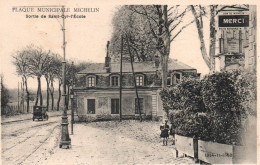 Saint Cyr L'école - Plaque Municipale Michelin - Route , Sortie De St Cyr L'école - St. Cyr L'Ecole