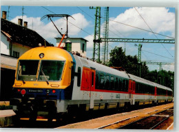 39874511 - Ungarische Staatseisenbahn Im Bahnhof Balatonszentgyoergy  BVmot 003 - Trains