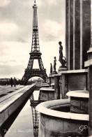 75-PARIS LA TOUR EIFFEL-N°T2674-D/0229 - Eiffeltoren