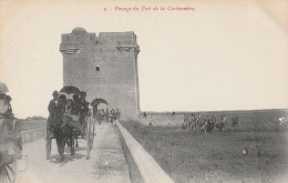 CPA-30-Fêtes Aigues Mortes-Passage Du Fort De La Carbonnière-Attelages - Aigues-Mortes