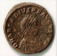 JOLI PETIT BRONZE ROMAIN  / ARCADIUS / 4.86 G  / 21 Mm / - The End Of Empire (363 AD Tot 476 AD)