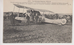 La Grande Guerre 1914-15 Un Duel Aérien Aux Environs D'Amiens-L'aviateur Français Gilbert Descend Un Biplan Allemand... - 1914-1918: 1ère Guerre
