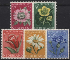 Niederlande 1952 Sommermarken Blumen 588/92 Postfrisch - Ongebruikt