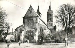 77* MELUN  Eglise Notre Dame  CPSM (9x14cm)    RL12.1228 - Melun