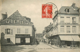 76* YVETOT   La Rue Du Chateau   RL12.1196 - Yvetot