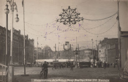 CPA - CARTE PHOTO De ROUBAIX - La Place Avec Illuminations De La Maison DENY Avec Tampon Verso 27 Avril 1926 - Roubaix