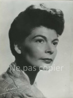 ELISABETH HARDY Vers 1950 Actrice Comédienne Photo 22 X 17 Cm Studio Harcourt - Personalidades Famosas