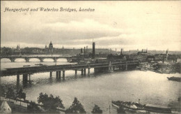 10990231 London Hungerford Waterloo Bridges Schiff - Autres & Non Classés