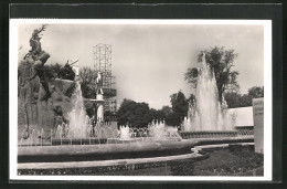 AK Budapest, Internationale Messe 1939, Wasserspiel Auf Messegelände  - Ausstellungen