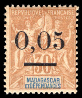 Madagascar 1902 0,05 On 30c Cinnamon Type 3 Unmounted Mint. - Neufs