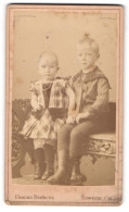Fotografie Edmund Behncke, Schwerin I /M., Wismarsche-Str. 26, Kinderpaar In Modischer Kleidung  - Anonymous Persons